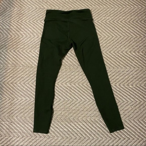 Fabletics Salar Solid Powerhold Leggings - Picture 4 of 6